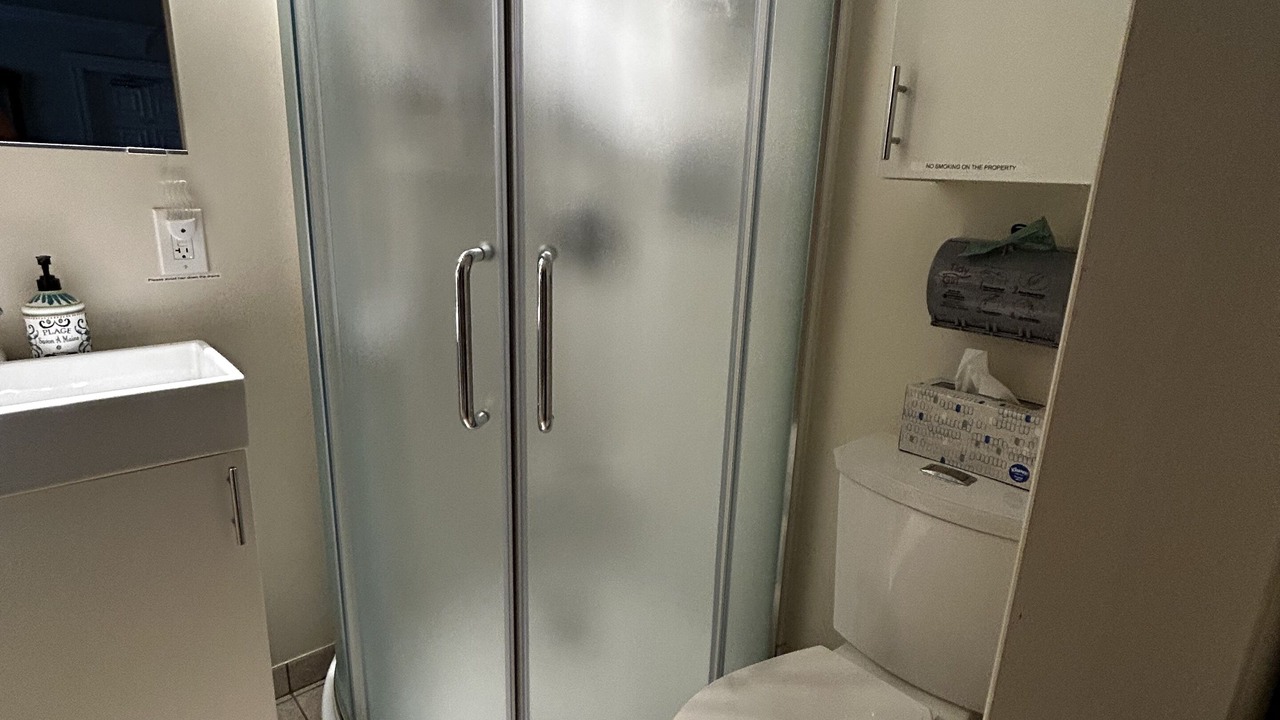 Photo of Bathroom in Harbor Village