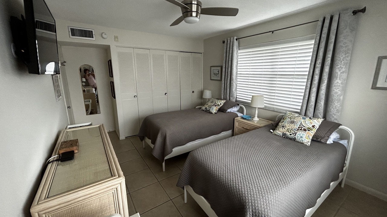 Photo of Bedroom in Harbor Village