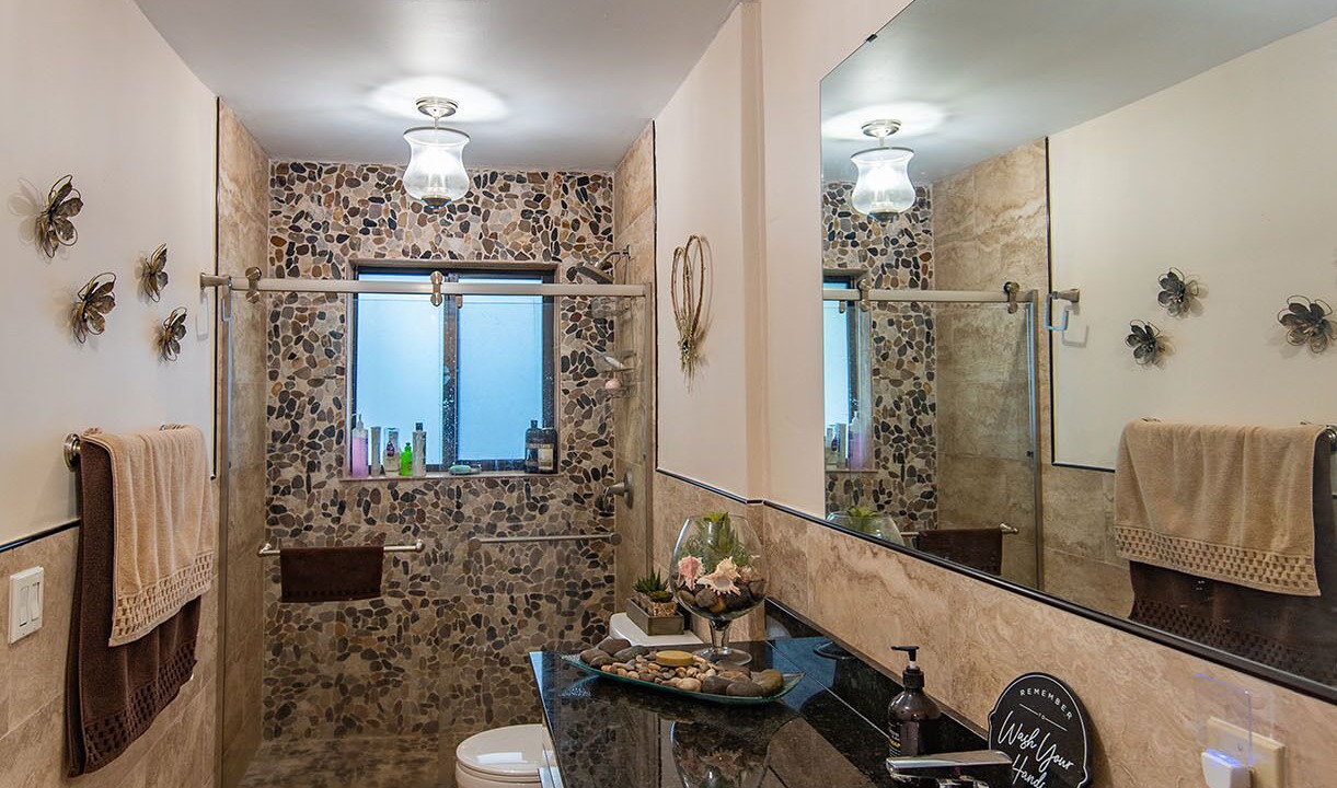 Photo of Bathroom in Cypress Point