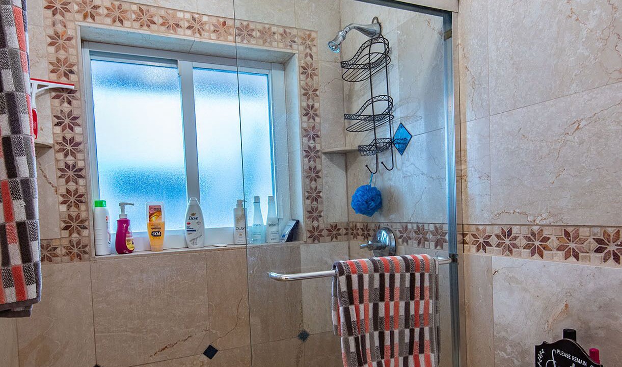 Photo of Bathroom in Cypress Point