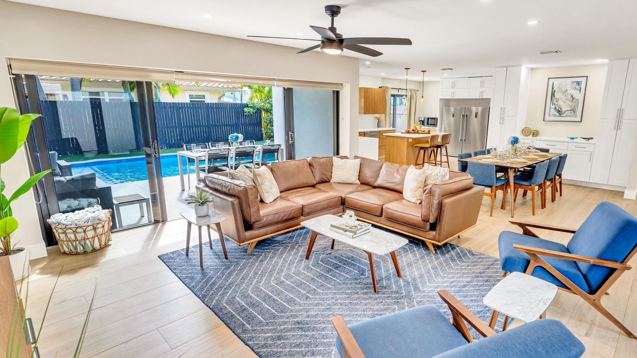 Photo of Bedroom in Bermuda Riviera