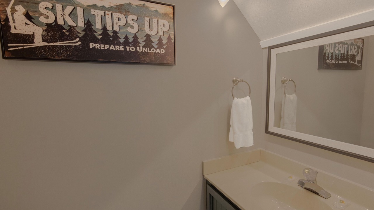 Photo of Bathroom in Edray