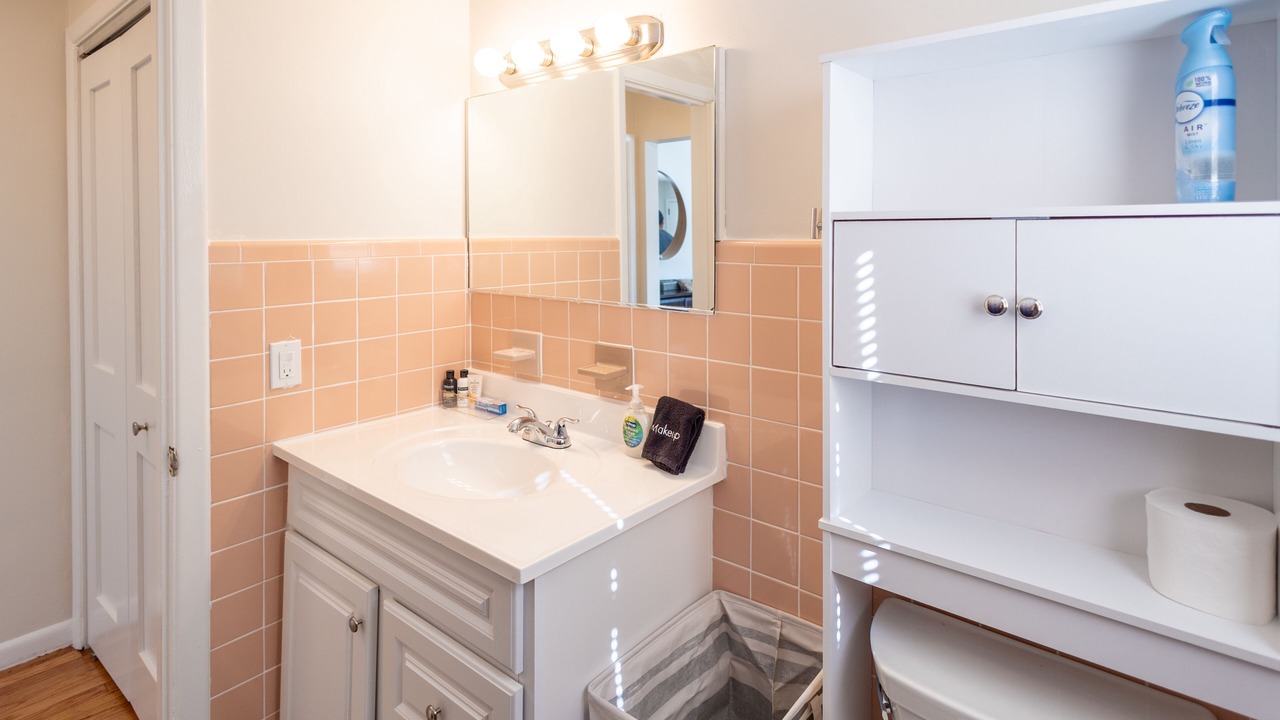 Photo of Bathroom in Belleville
