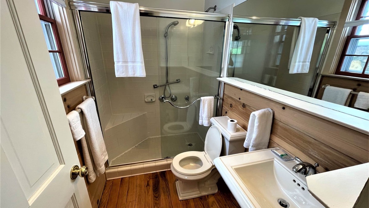 Photo of Bathroom in Warm Springs