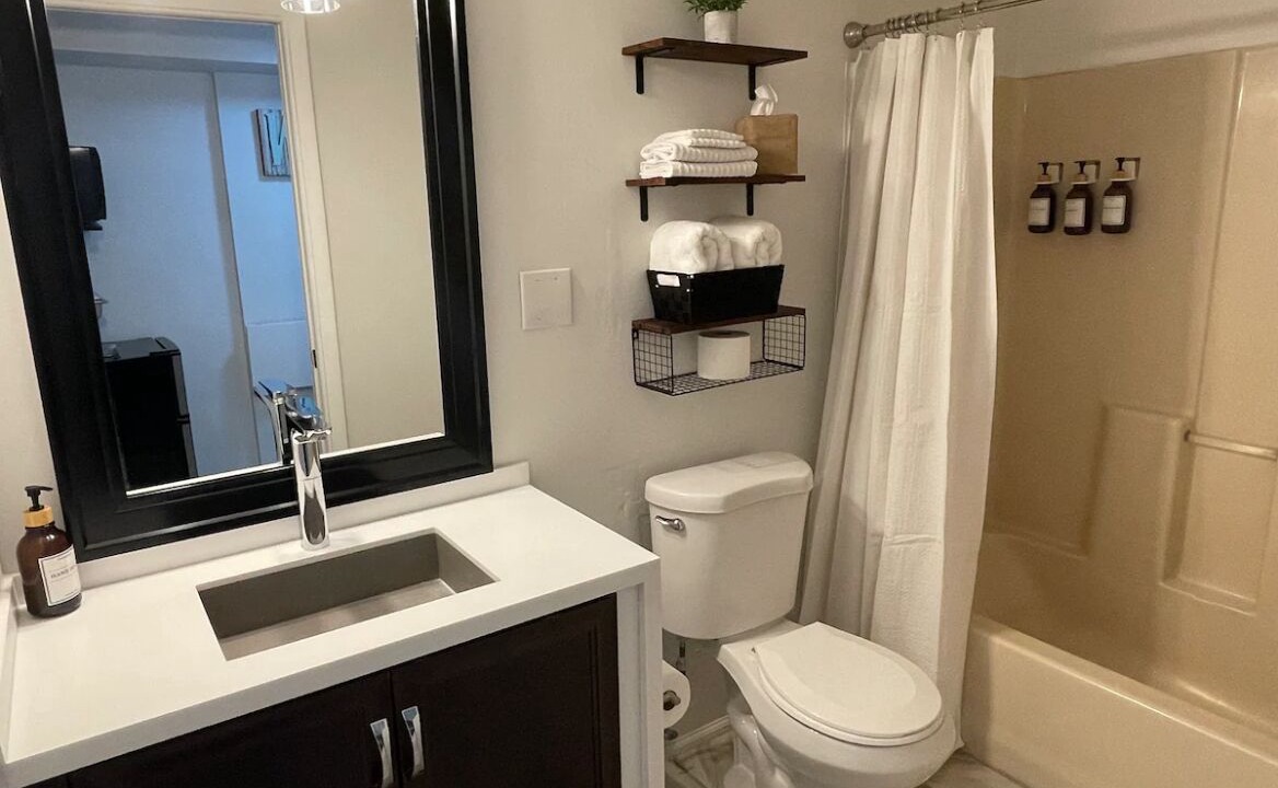 Photo of Bathroom in Miramar