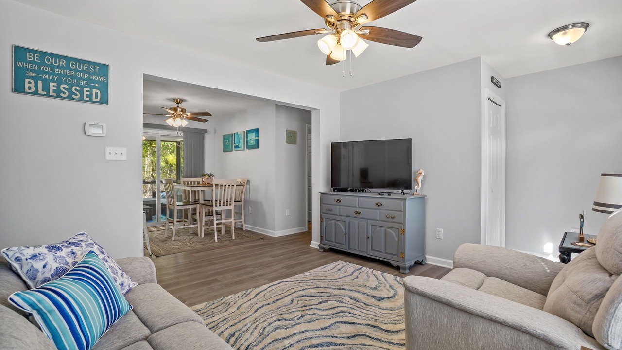 Photo of Livingroom in Captain's Cove