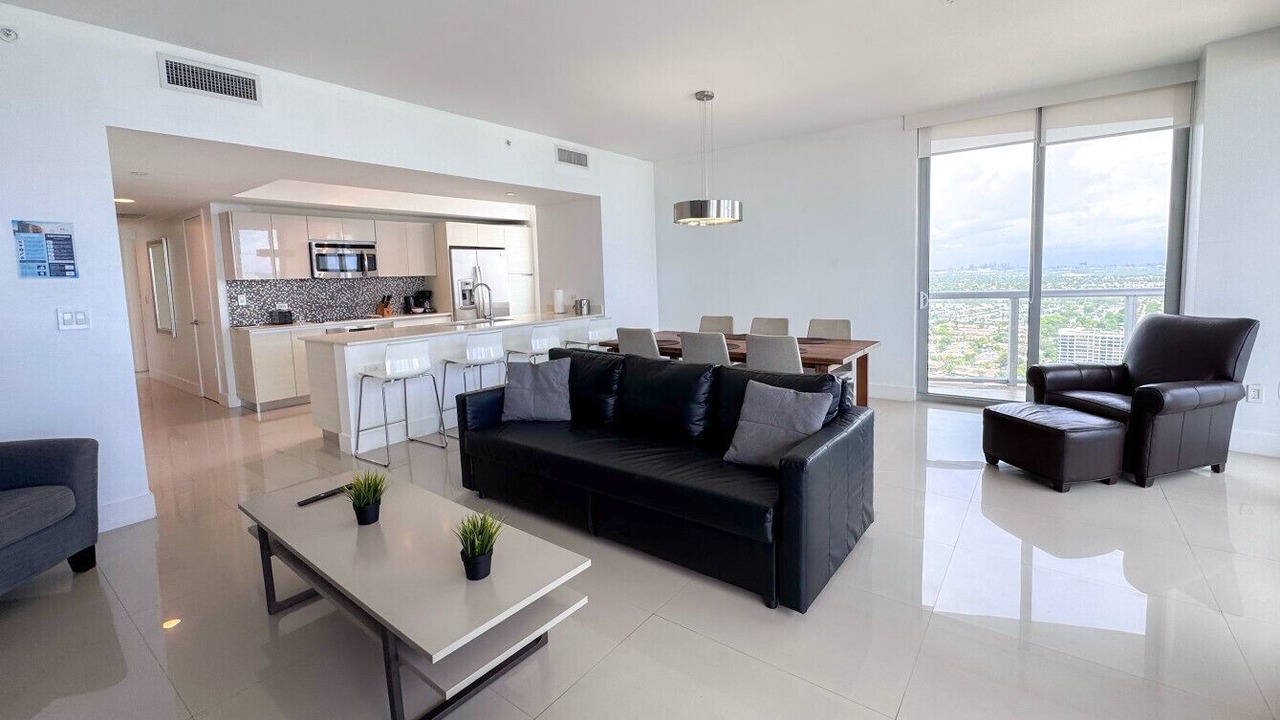 Photo of Patio Balcony in Hallandale Beach