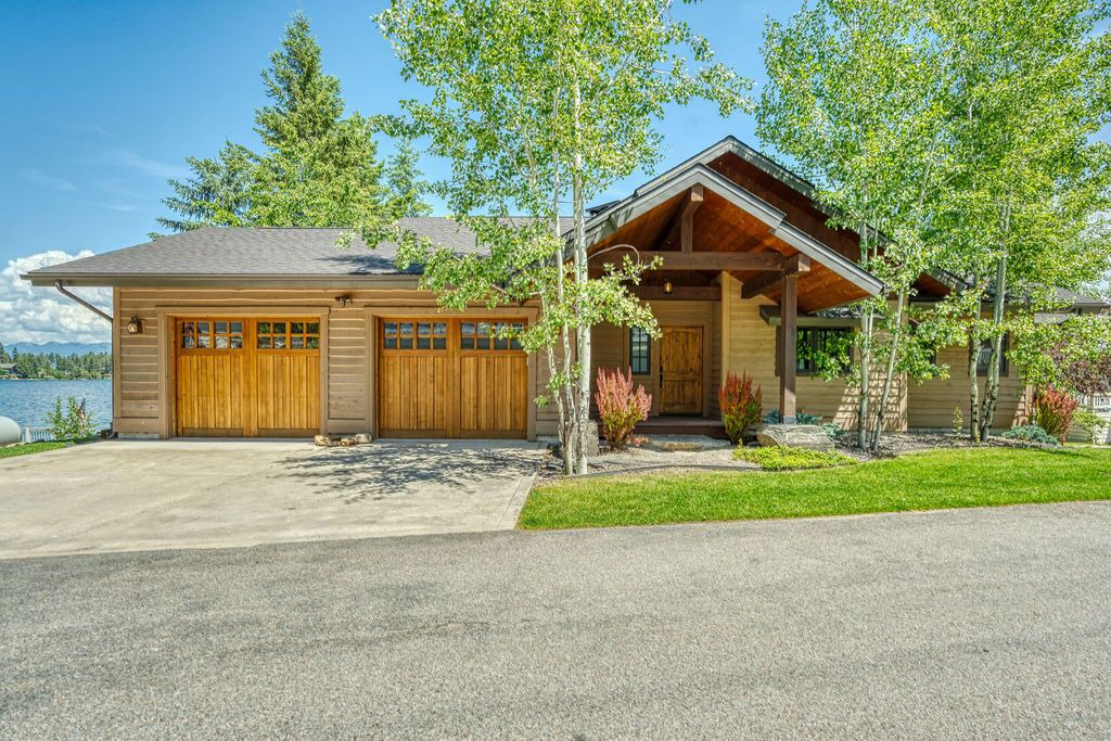 Photo of Outdoor in Lakeside