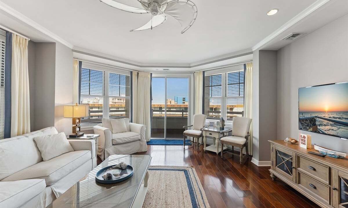 Photo of Livingroom in Diamond Beach