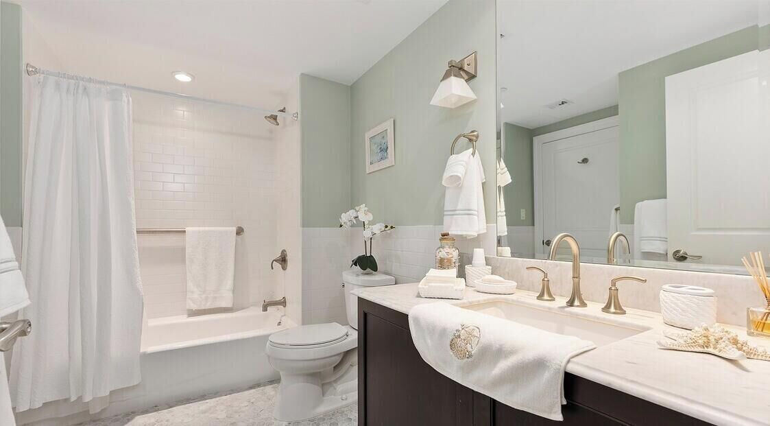 Photo of Bathroom in Diamond Beach