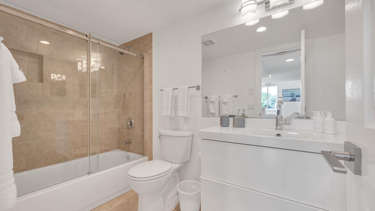 Photo of Bathroom in Barrier Island