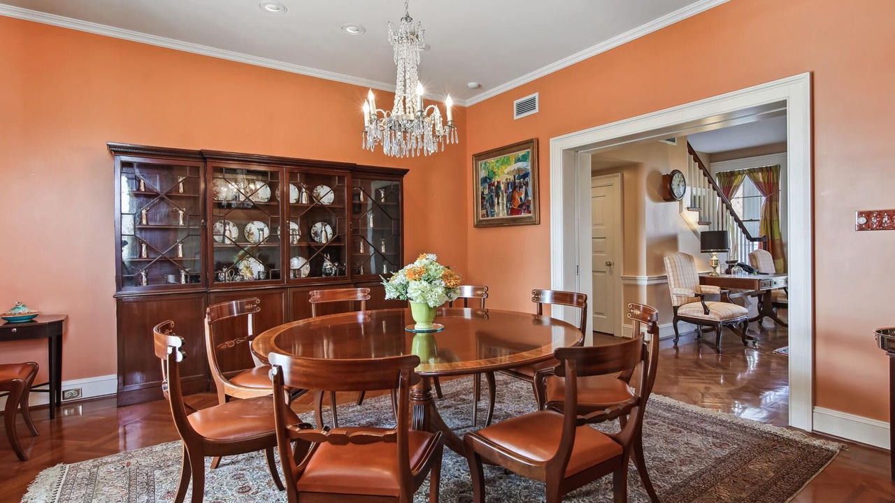 Photo of Livingroom in Unionville