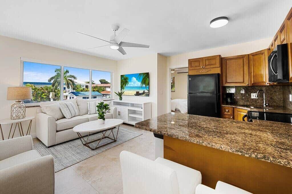 Photo of Livingroom in Lauderdale-by-the-Sea