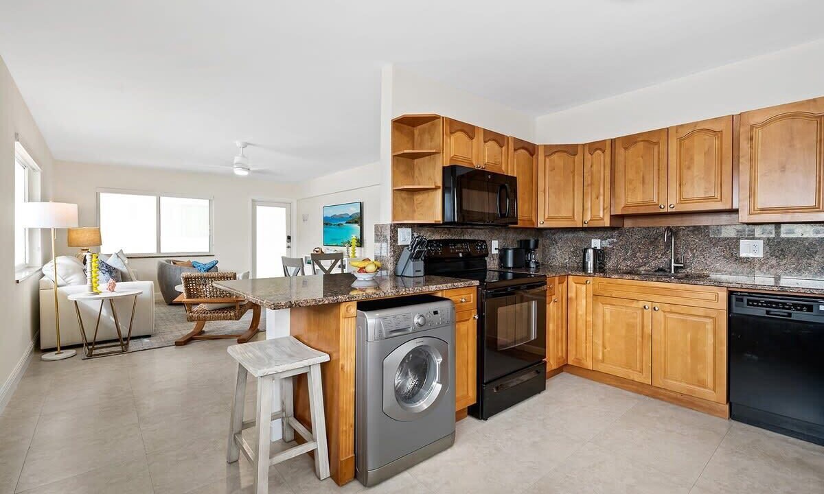 Photo of Kitchen in Lauderdale-by-the-Sea
