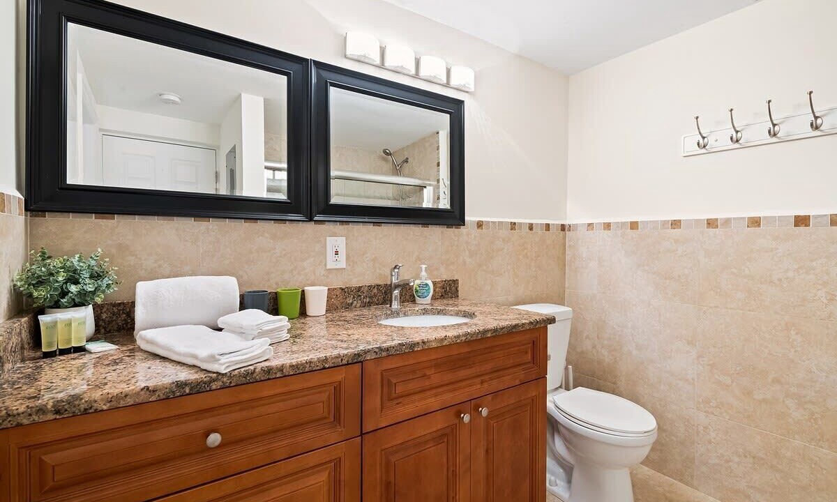 Photo of Bathroom in Lauderdale-by-the-Sea