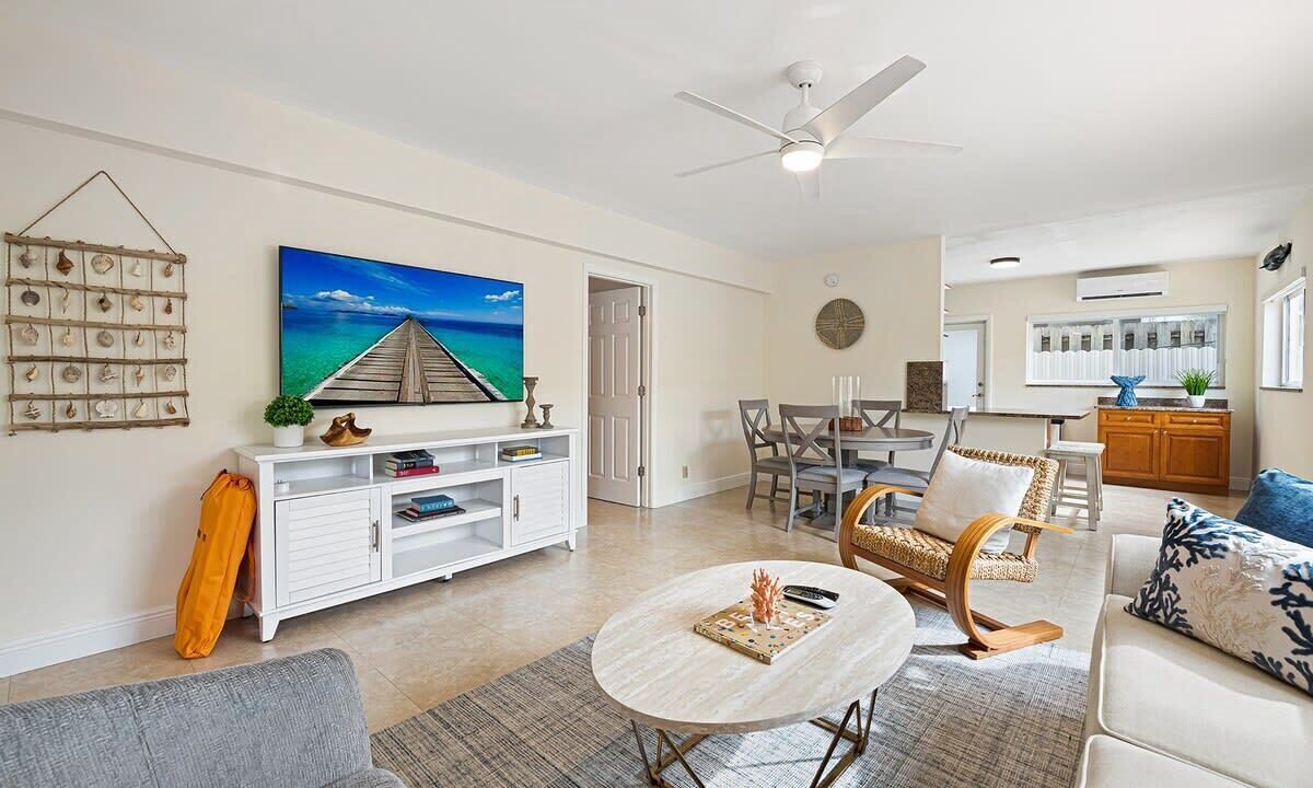 Photo of Livingroom in Lauderdale-by-the-Sea