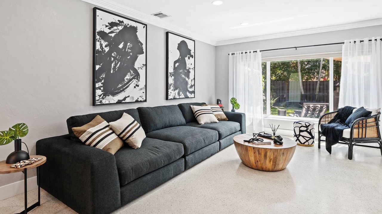 Photo of Others in Poinsettia Heights