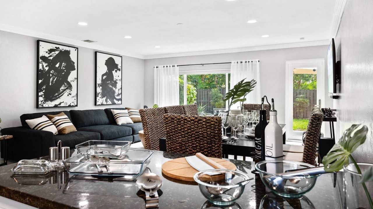 Photo of Others in Poinsettia Heights