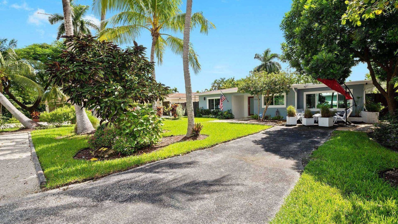Photo of Others in Poinsettia Heights