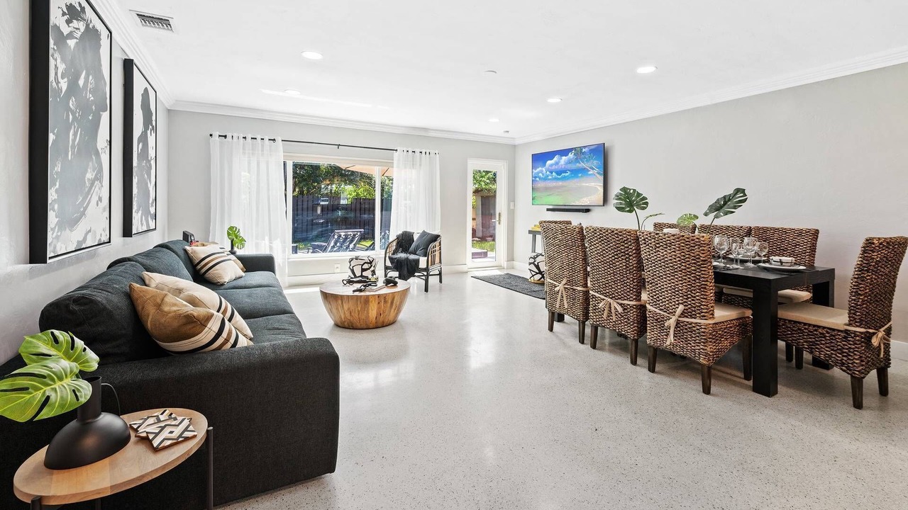Photo of Bedroom in Poinsettia Heights