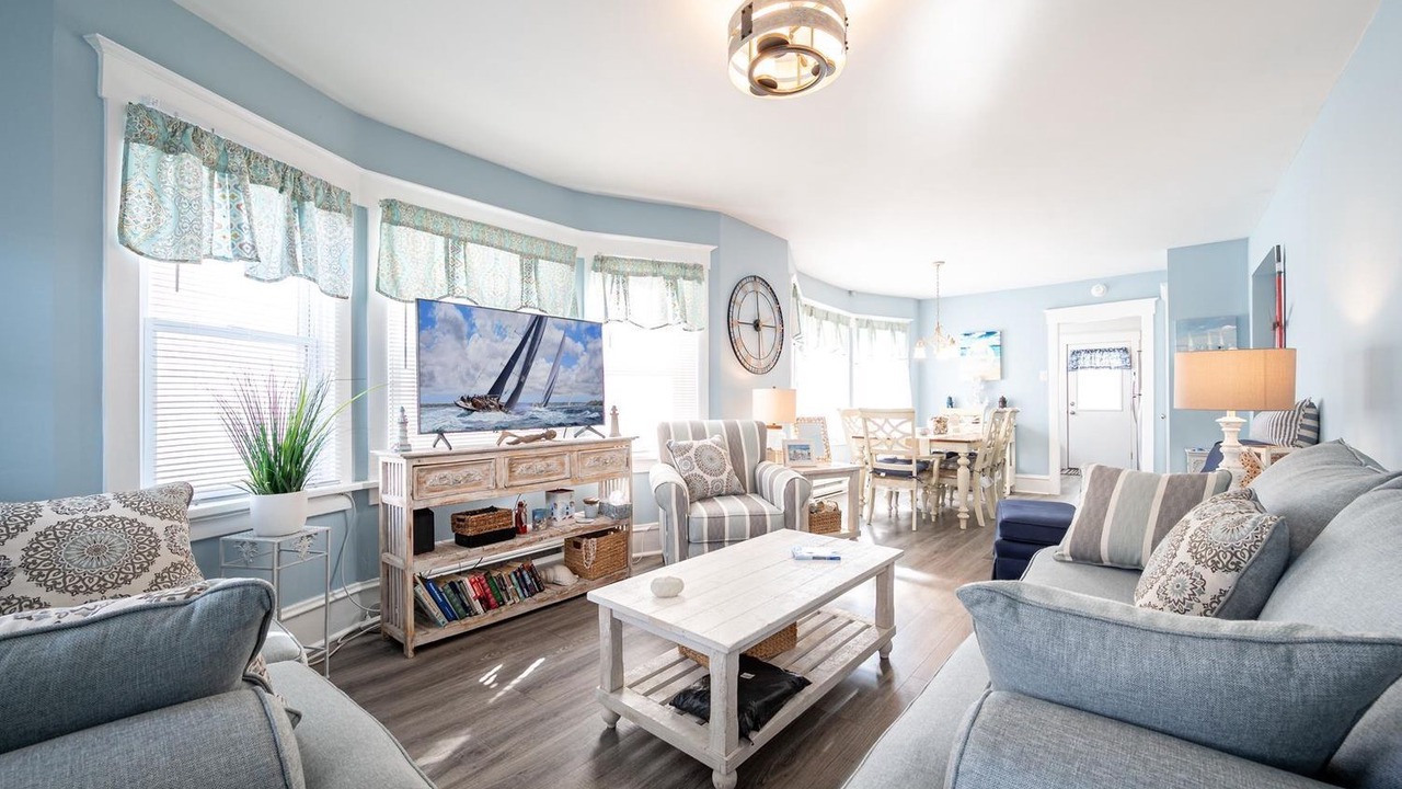 Photo of Livingroom in North End
