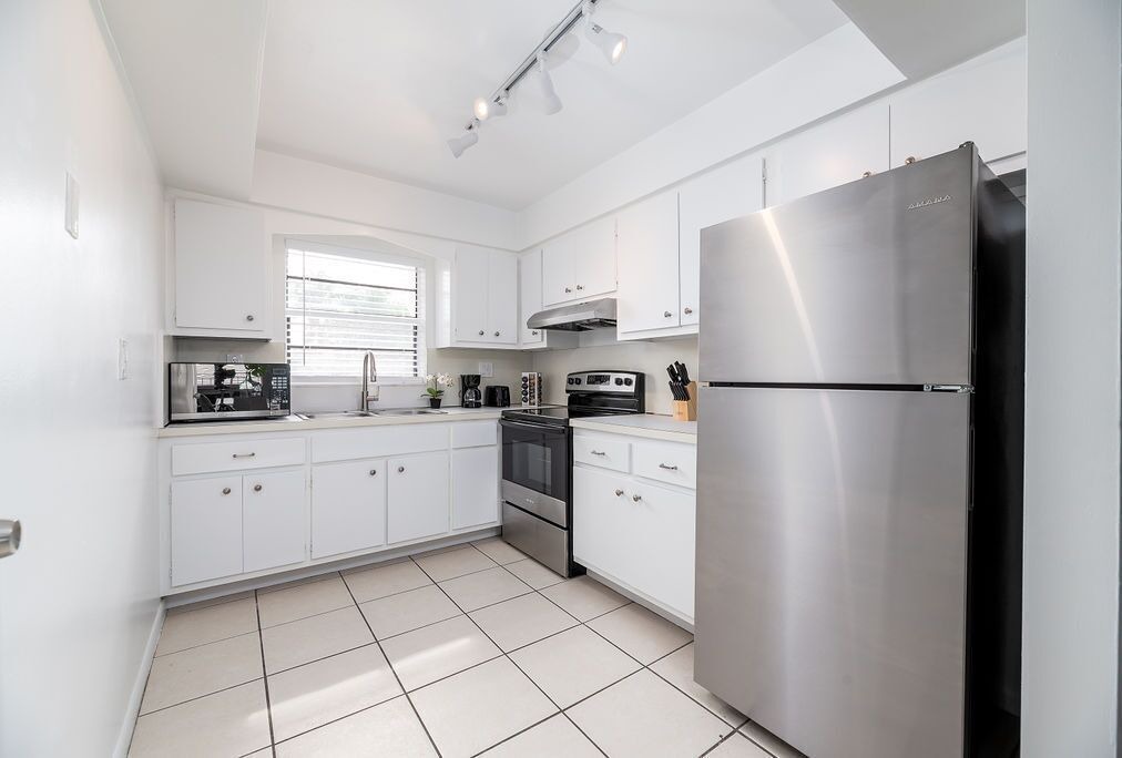 Photo of Kitchen in Lauderdale-by-the-Sea
