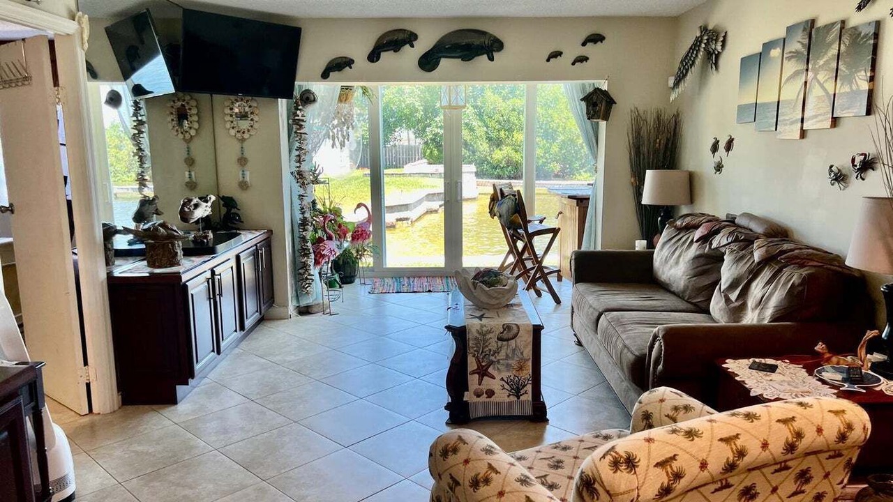 Photo of Livingroom in Boynton Beach