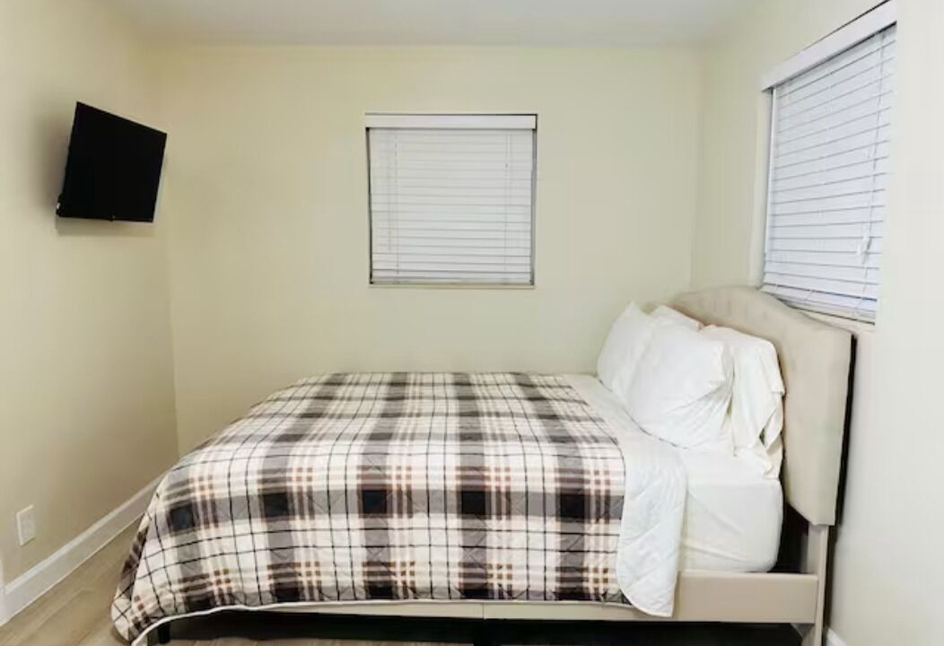 Photo of Bedroom in Hollywood