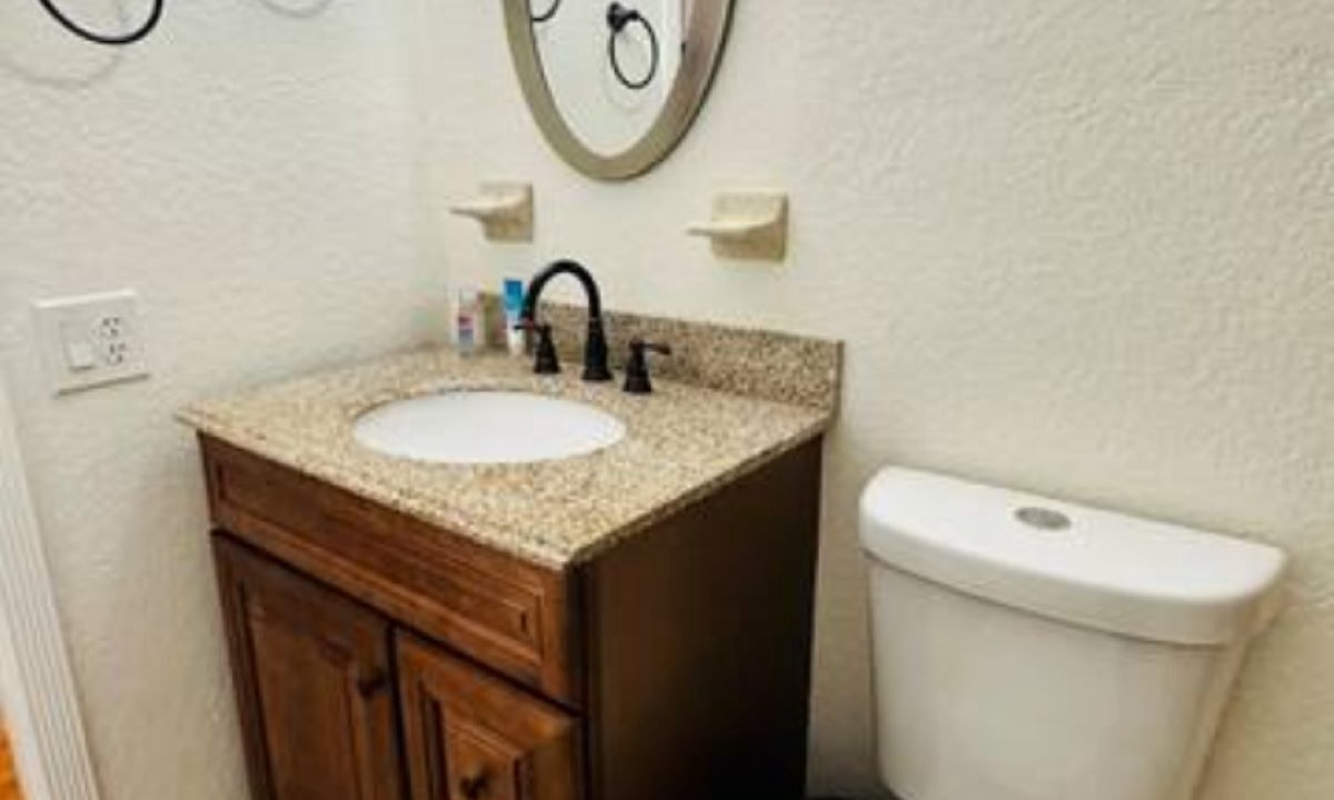 Photo of Bathroom in Hollywood