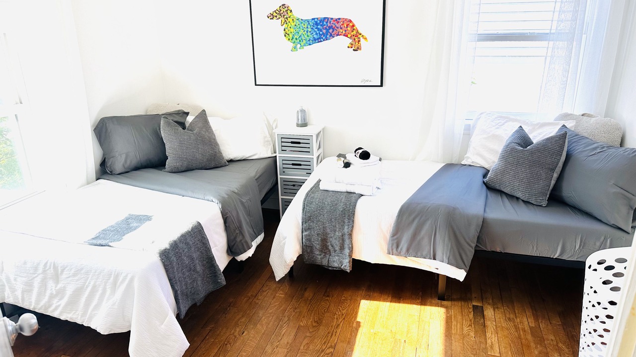 Photo of Bedroom in State College
