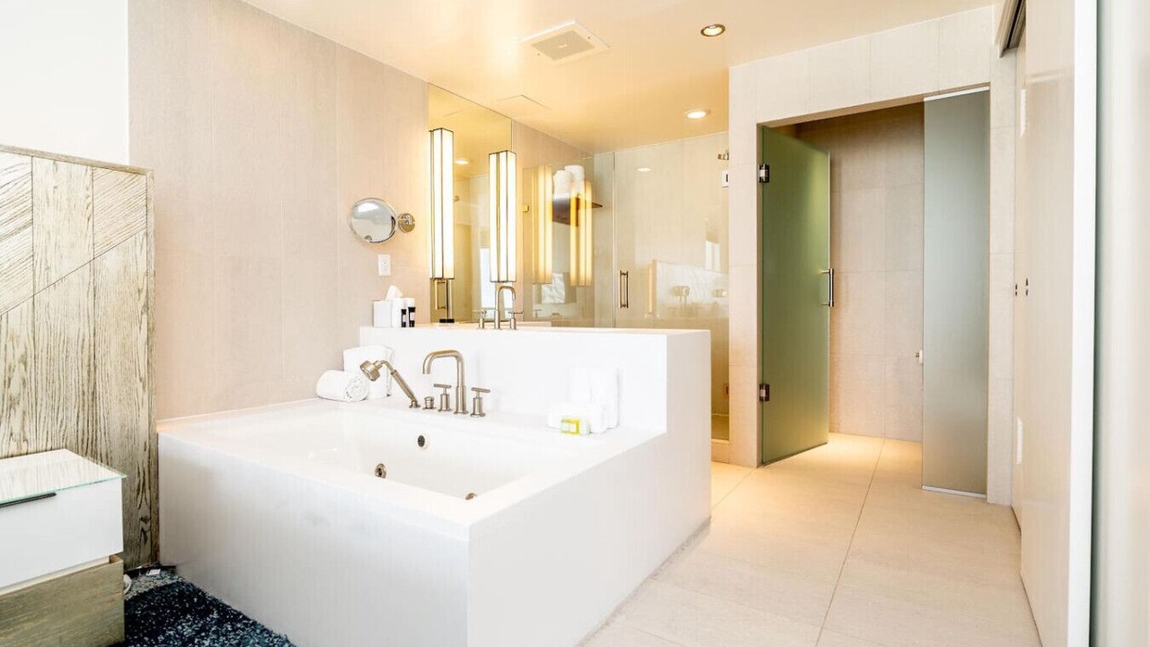 Photo of Bathroom in Central Beach