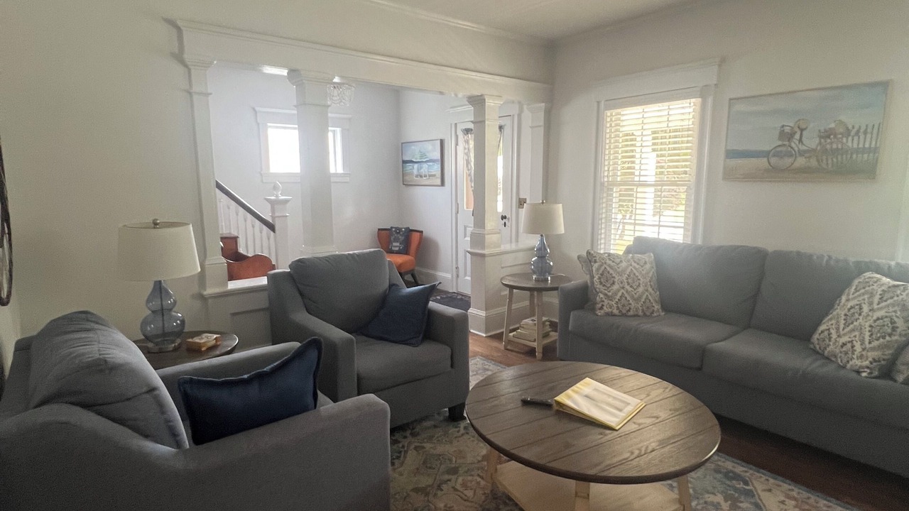 Photo of Livingroom in Spring Lake