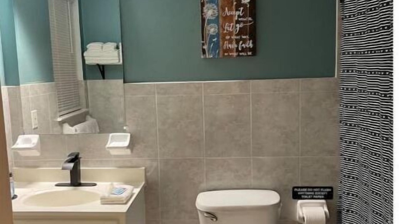 Photo of Bathroom in Linden