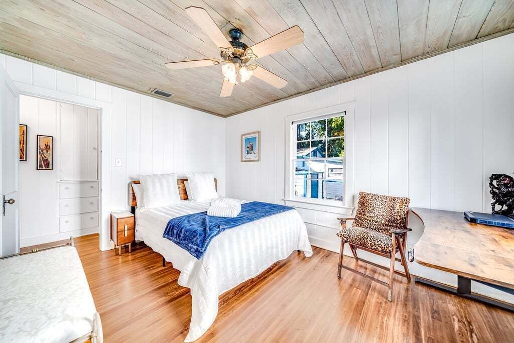 Photo of Bedroom in Del-Ida Park Historic District