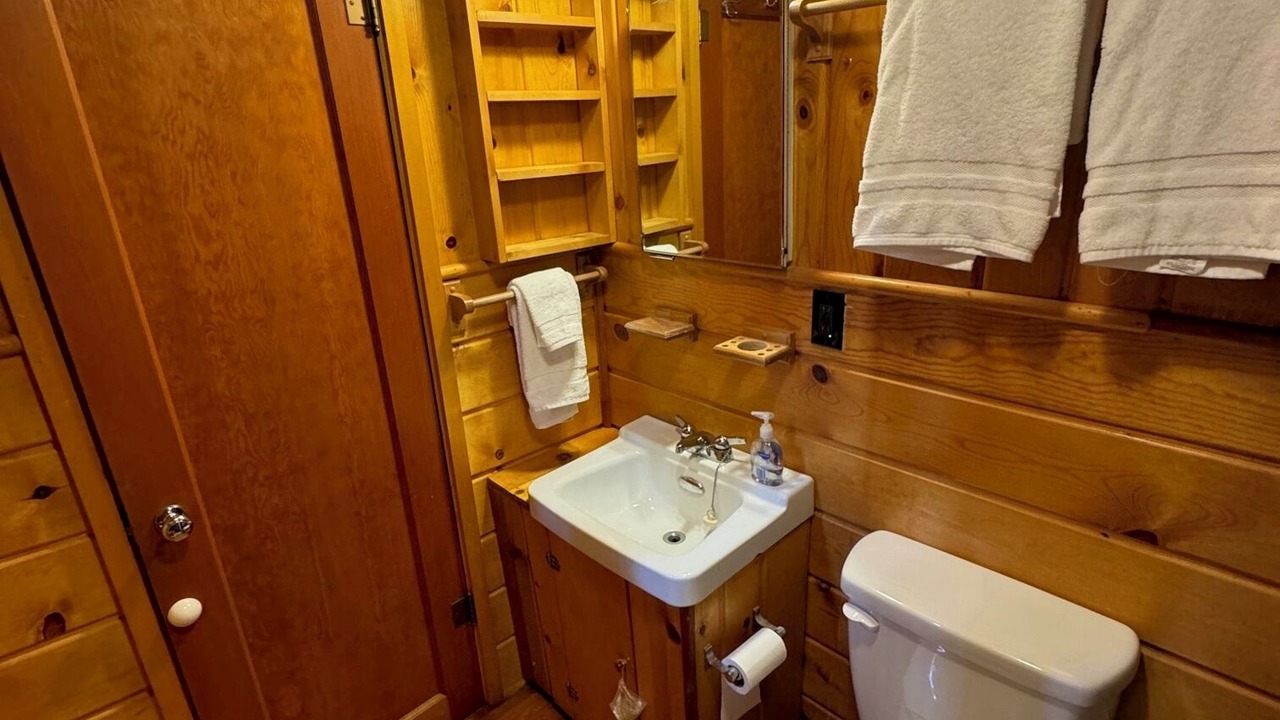 Photo of Bathroom in Marion