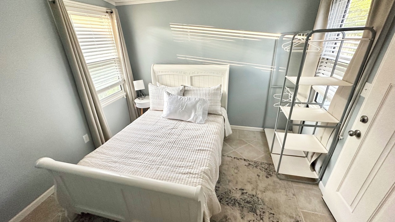 Photo of Bedroom in Town Bank