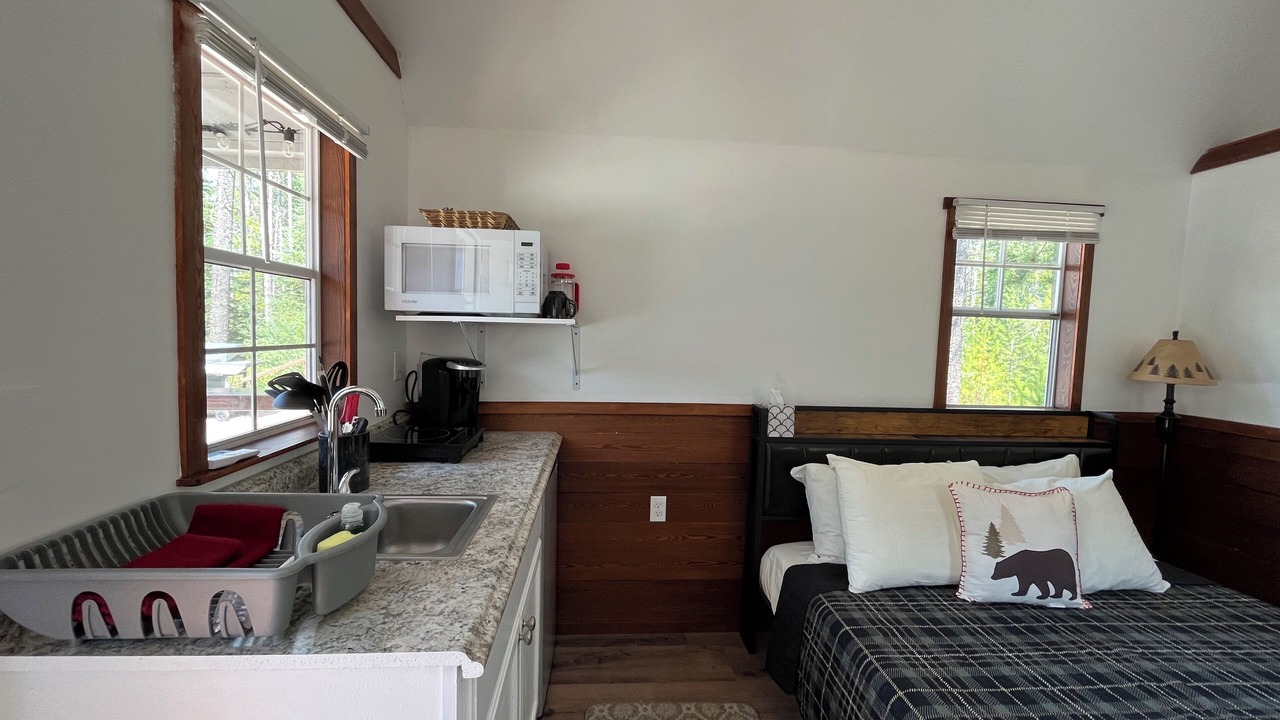 Photo of Bedroom in West Glacier