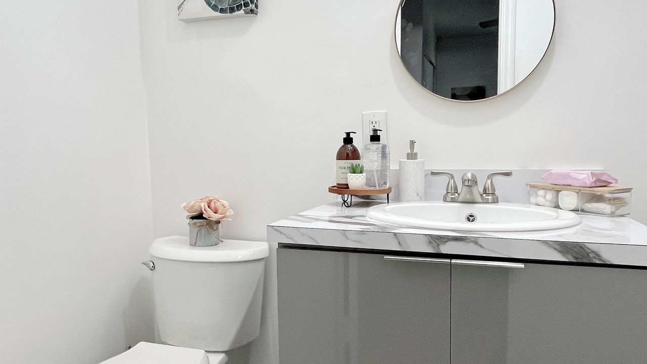 Photo of Bathroom in North Andrews Gardens