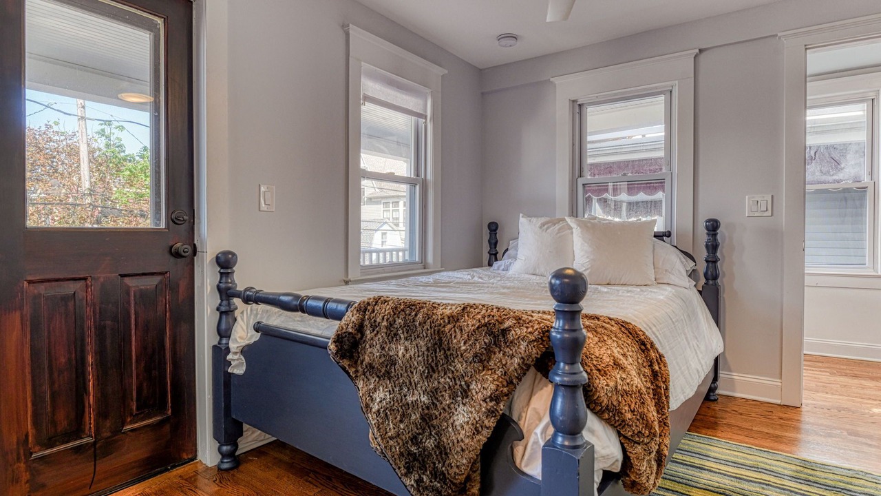 Photo of Bedroom in Ocean Grove