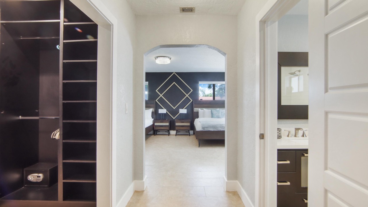 Photo of Bathroom in Miami Gardens
