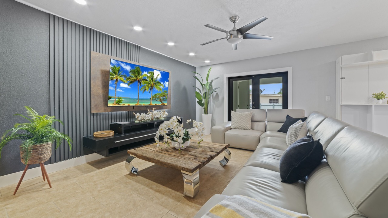 Photo of Bedroom in Miami Gardens