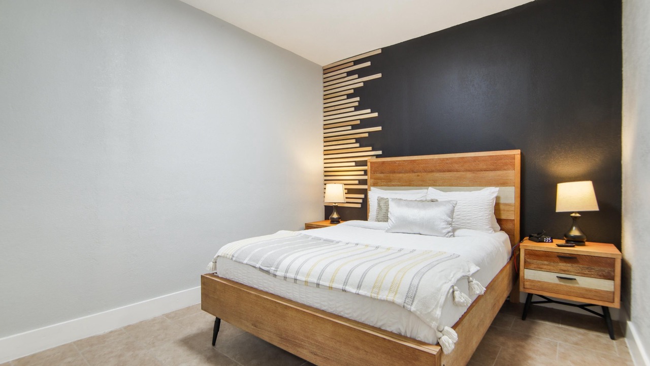 Photo of Bedroom in Miami Gardens