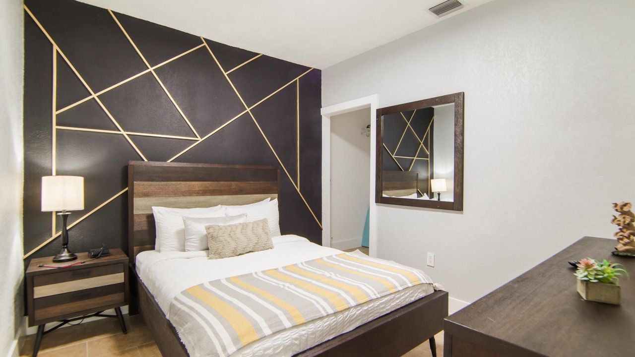 Photo of Bedroom in Miami Gardens
