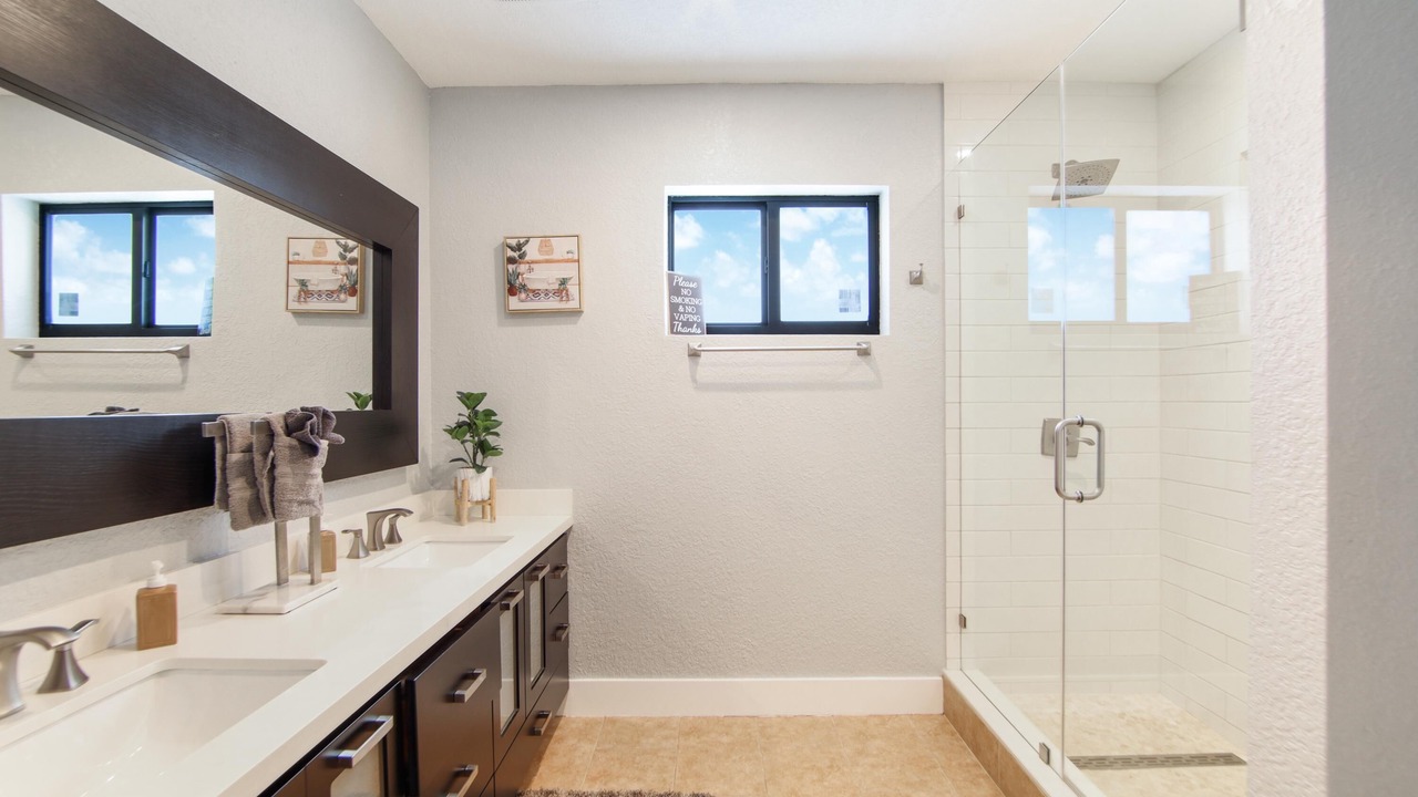 Photo of Bathroom in Miami Gardens