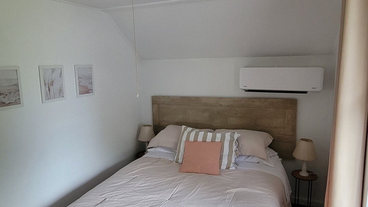 Photo of Bedroom in Sylvan Beach