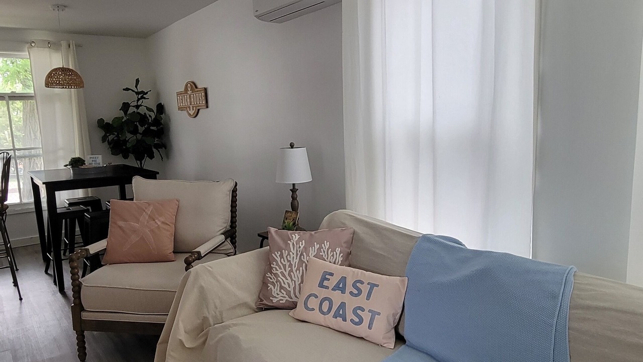 Photo of Livingroom in Sylvan Beach