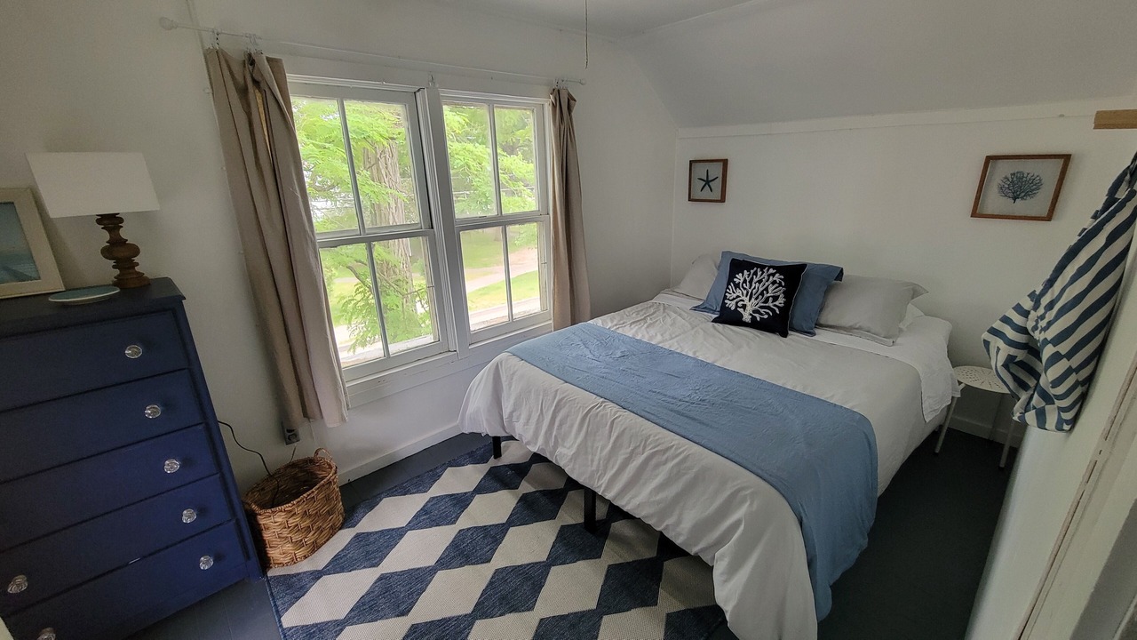 Photo of Bedroom in Sylvan Beach