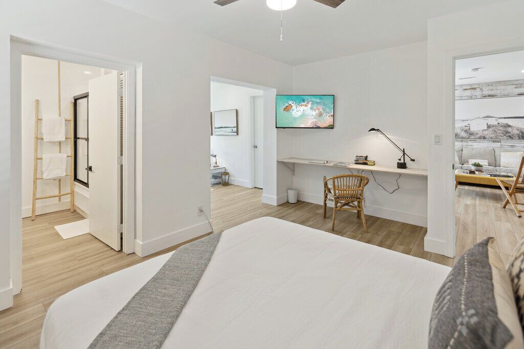 Photo of Bedroom in Central Fort Lauderdale