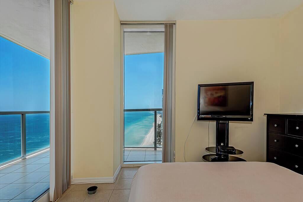 Photo of Others in Sunny Isles Beach