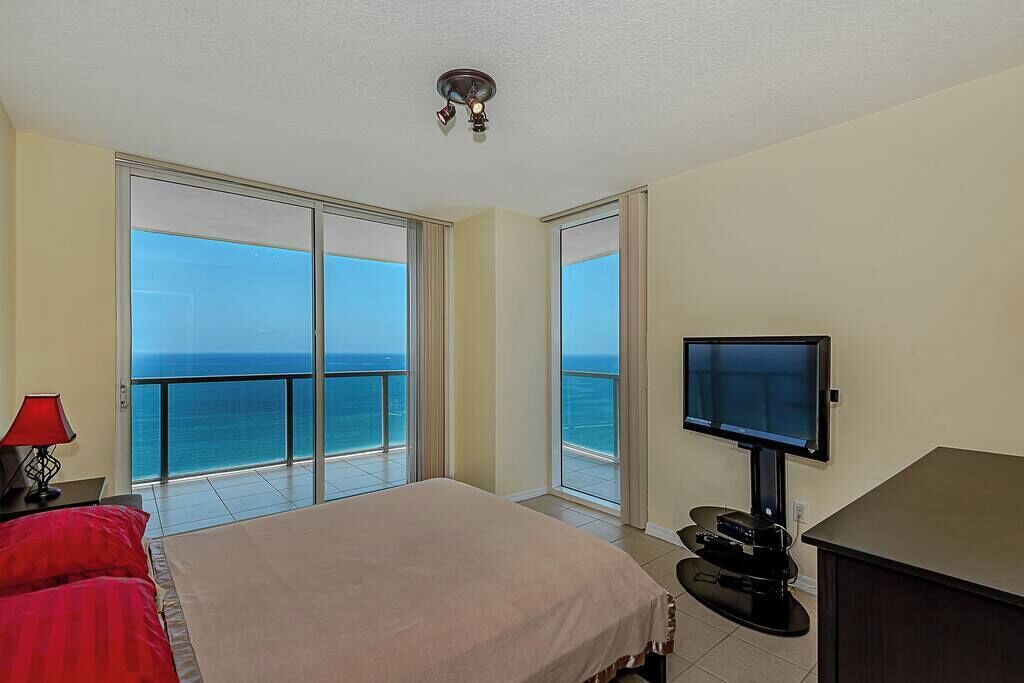 Photo of Others in Sunny Isles Beach